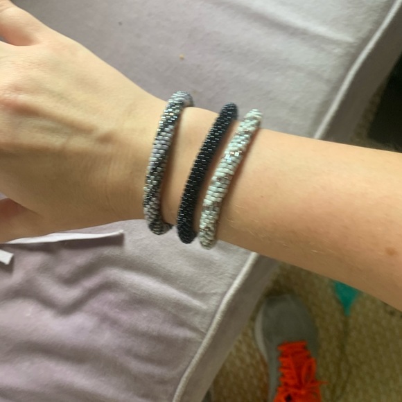 Hand beaded bracelets - set of 3 - Picture 2 of 2